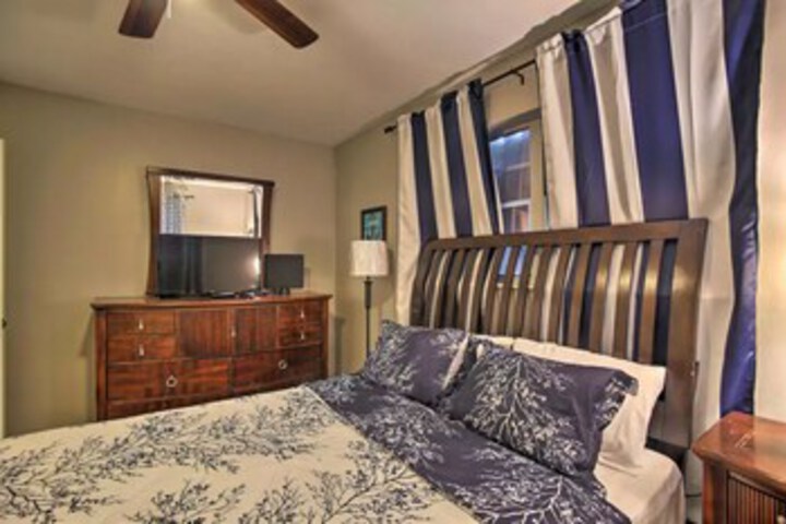 Room 21 of 27