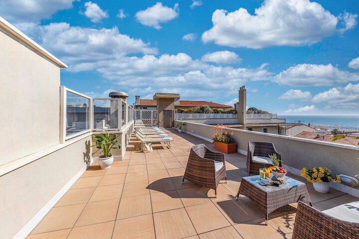 Terrace/Patio 144 of 145