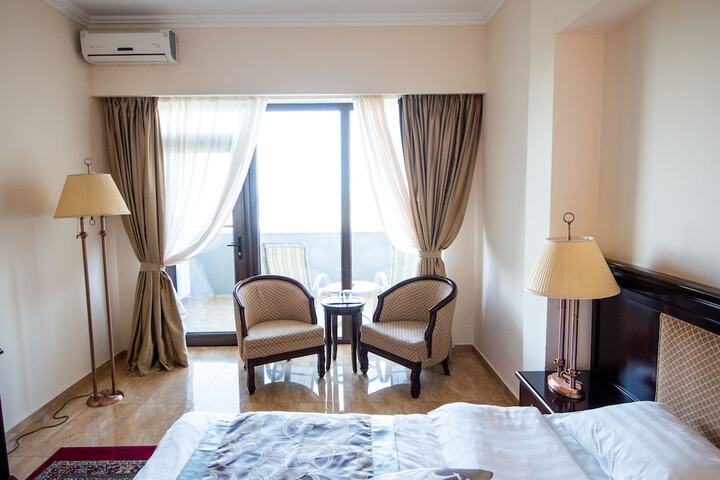 Room 16 of 58