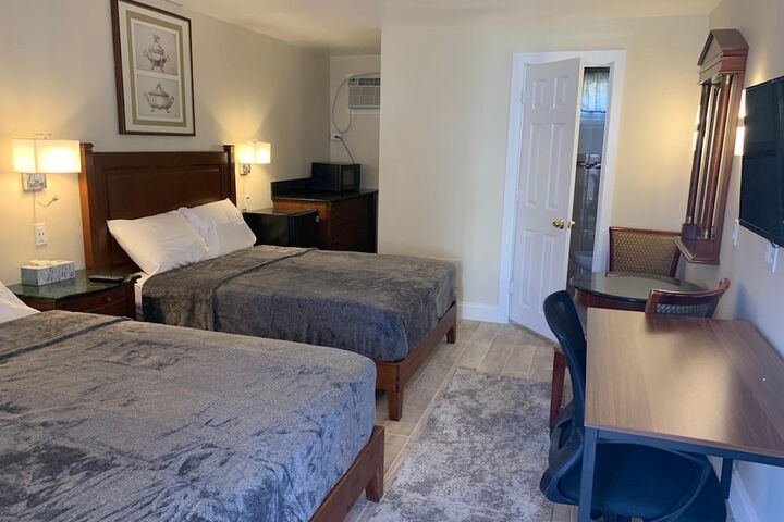 Room 28 of 41