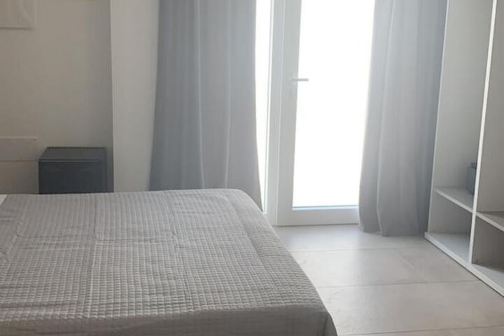 Room 9 of 125