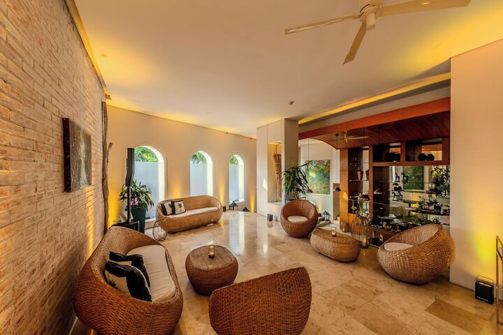 Lobby Entry