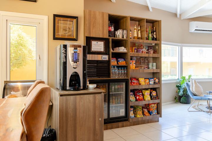 Guest Lobby