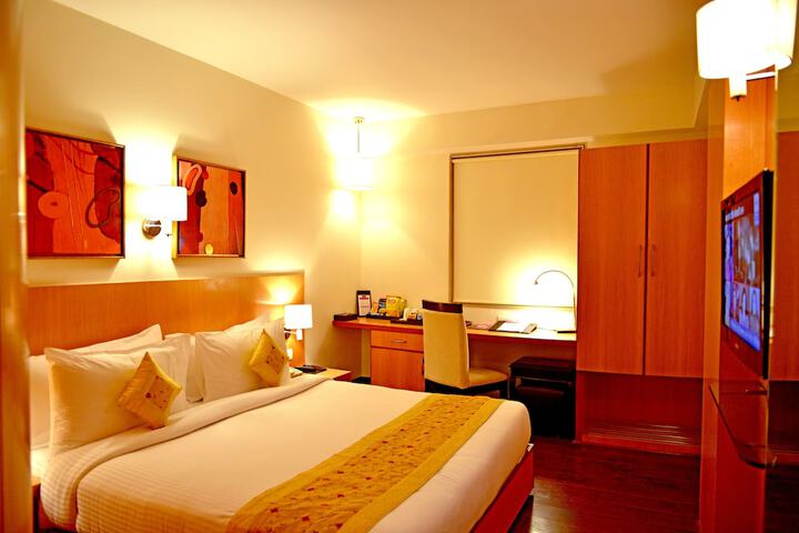 Room 12 of 54