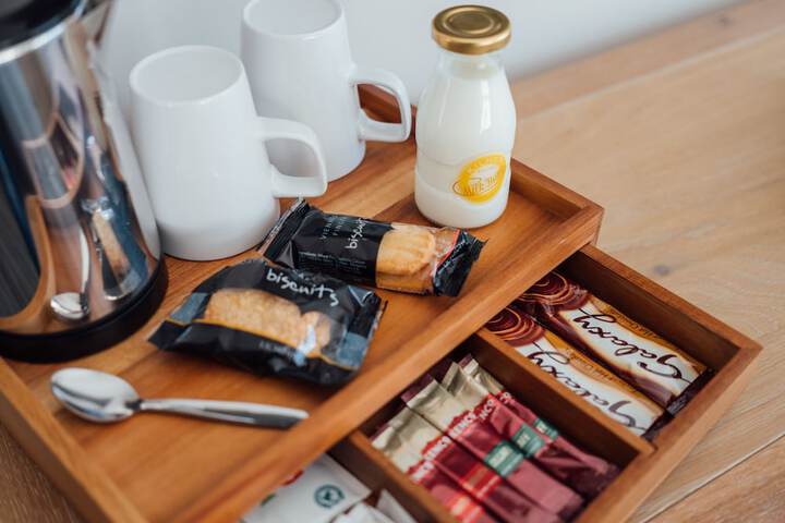 Breakfast/Coffee Service 29 of 61