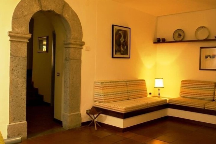 Room 17 of 53
