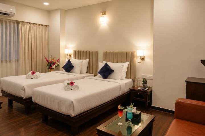 Room 15 of 36