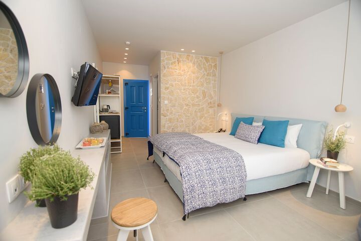 Room 47 of 208