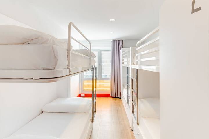 Room 15 of 65