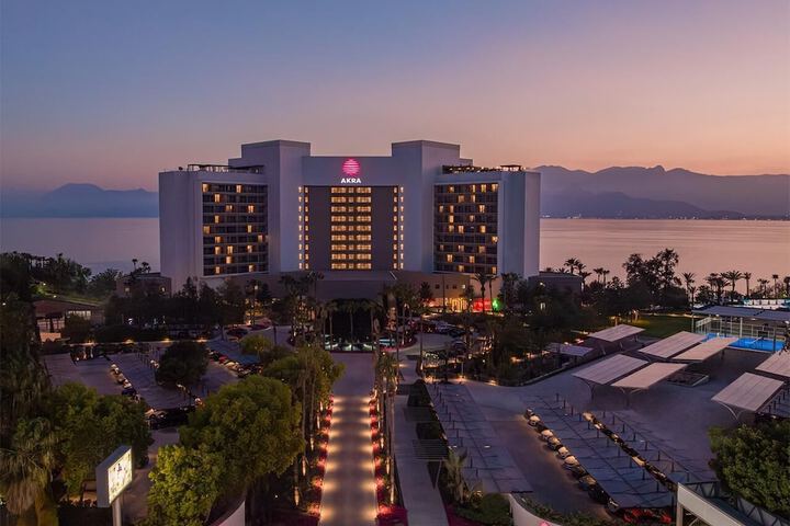 Hotel 323 of 331