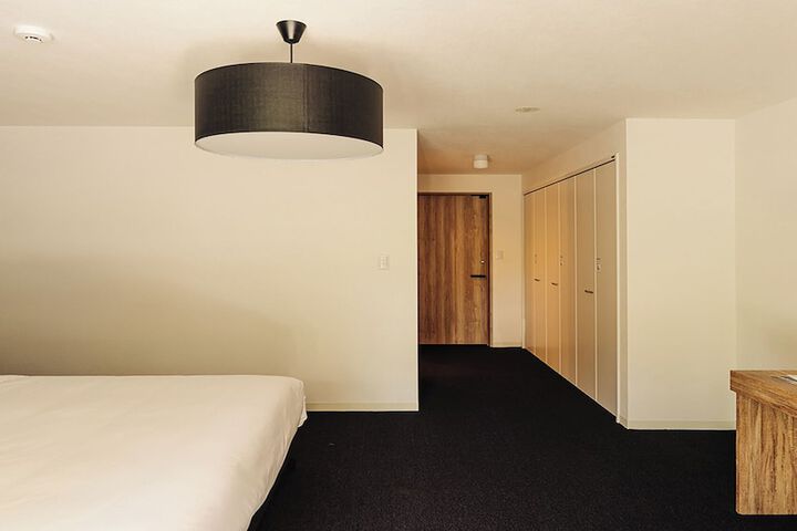 Room 26 of 57