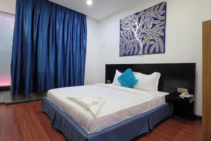 Room 7 of 22