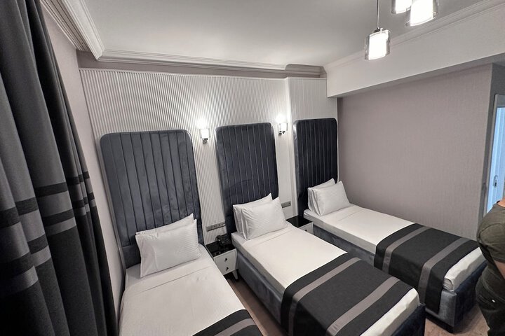 Room 25 of 71