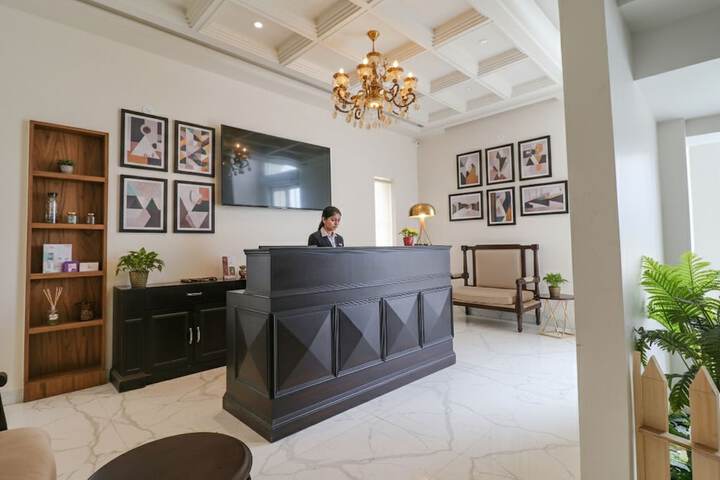 Hotel Interior 14 of 42