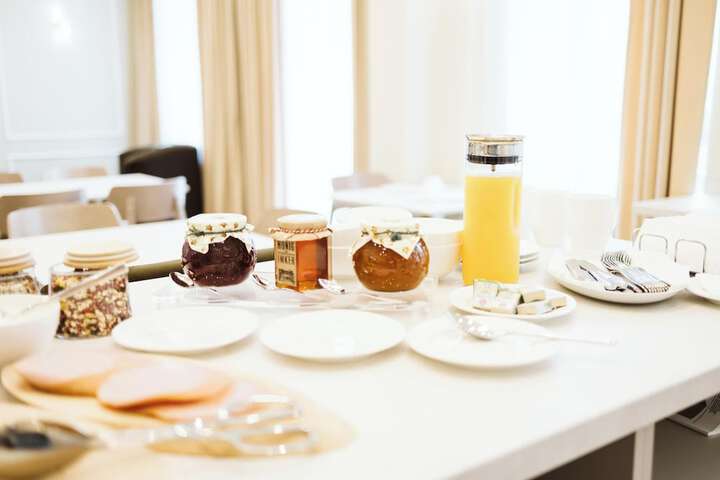 Breakfast/Coffee Service 61 of 92