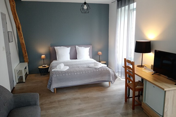 Room 16 of 53