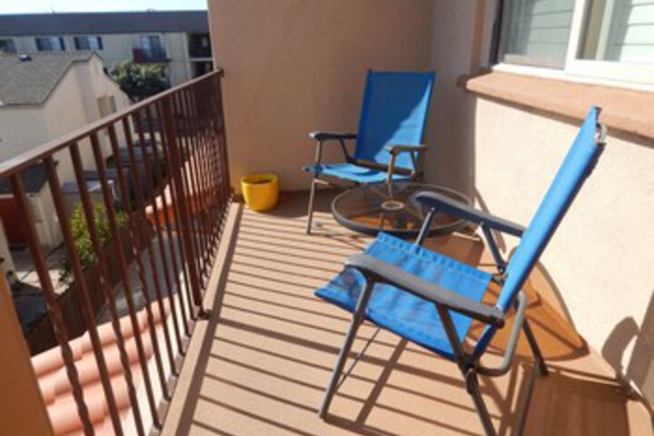 Terrace/Patio 2 of 33