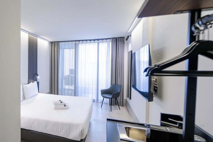 Room 75 of 150