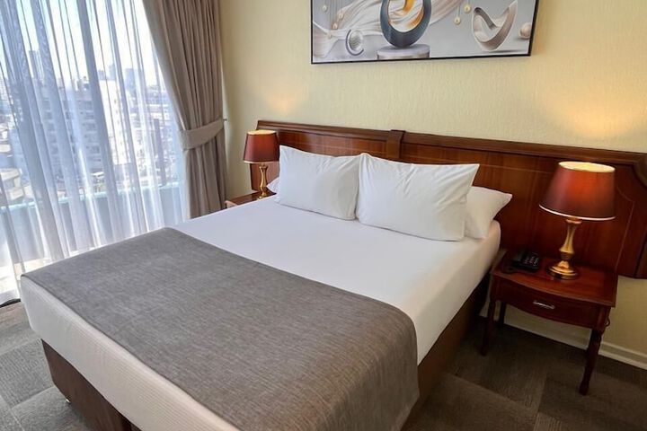 Room 26 of 46