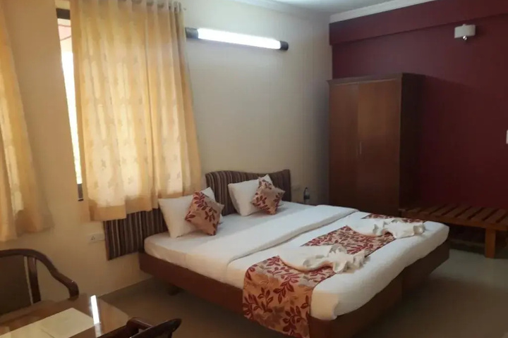 Room 3 of 14