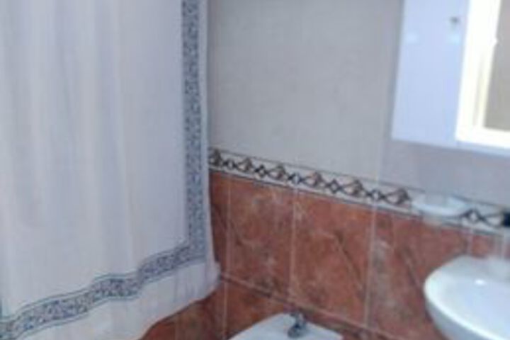 Room 2 of 12