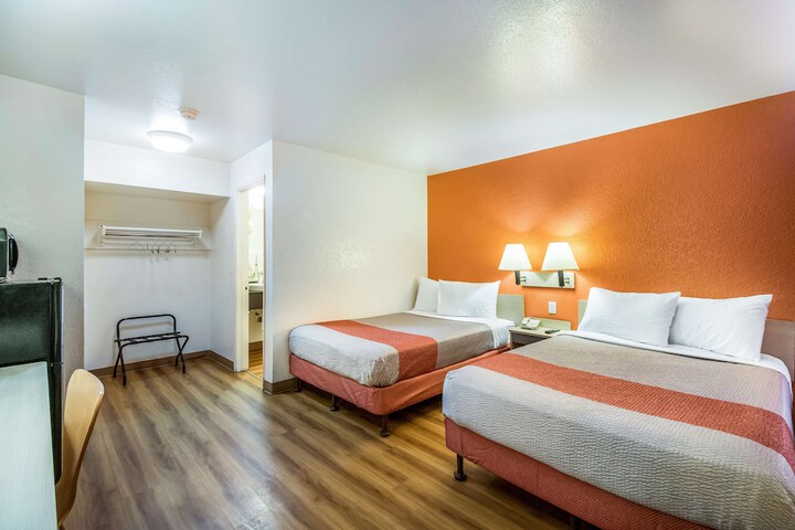 Motel 6 Youngtown AZ Phoenix - Sun City Youngtown | Bookonline.com