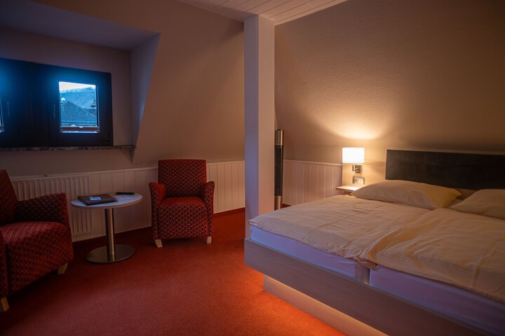 Room 17 of 54