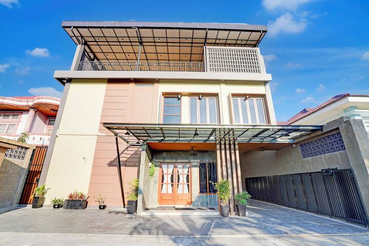 Photo of Collection O Padang City Center Near Transmart Padang Formerly De Orchids