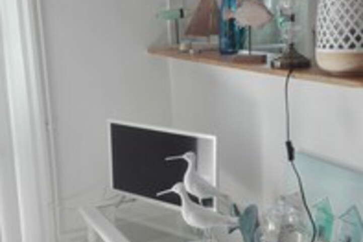 Room 10 of 17