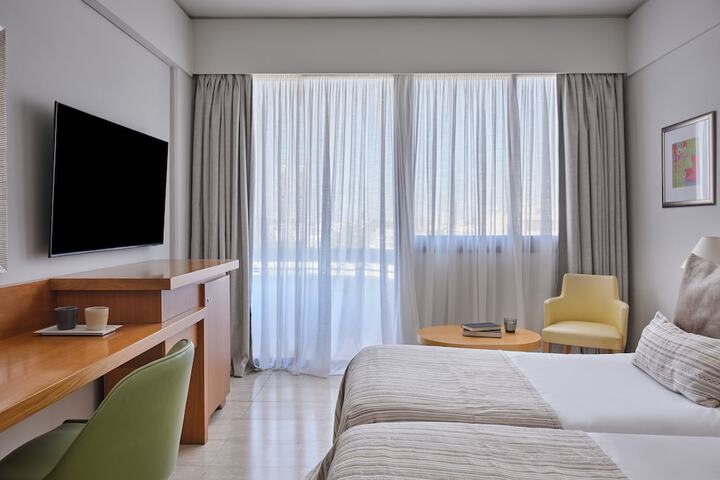 Room 19 of 75