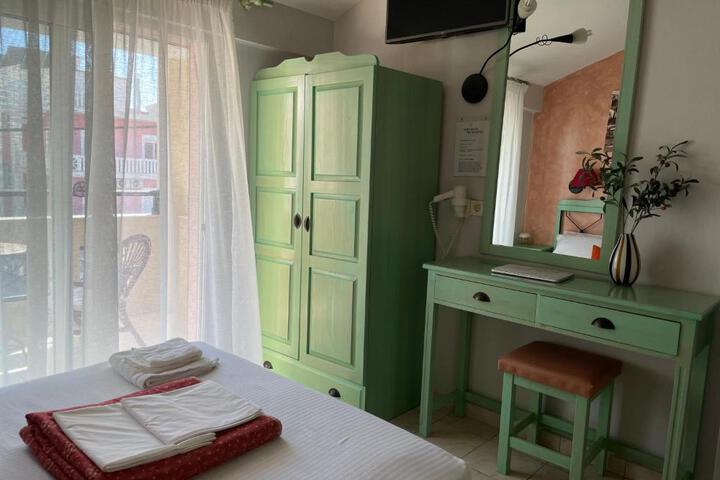 General 12 of 47