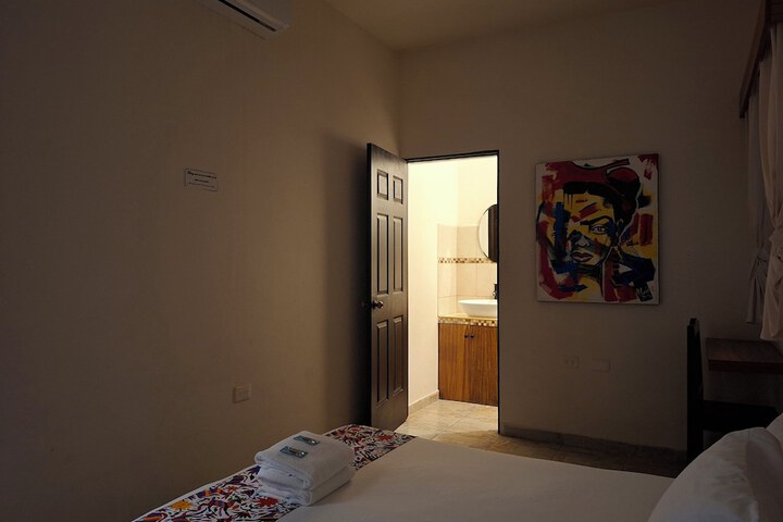 Room 13 of 29