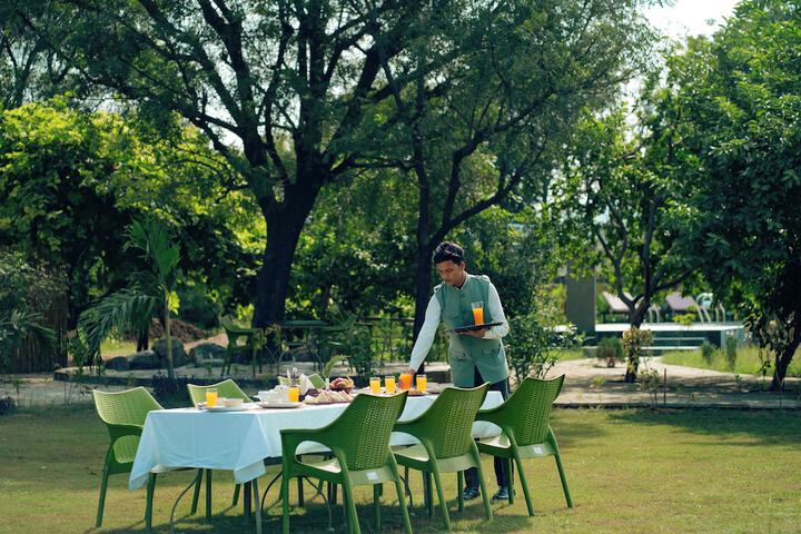 Dining 160 of 207