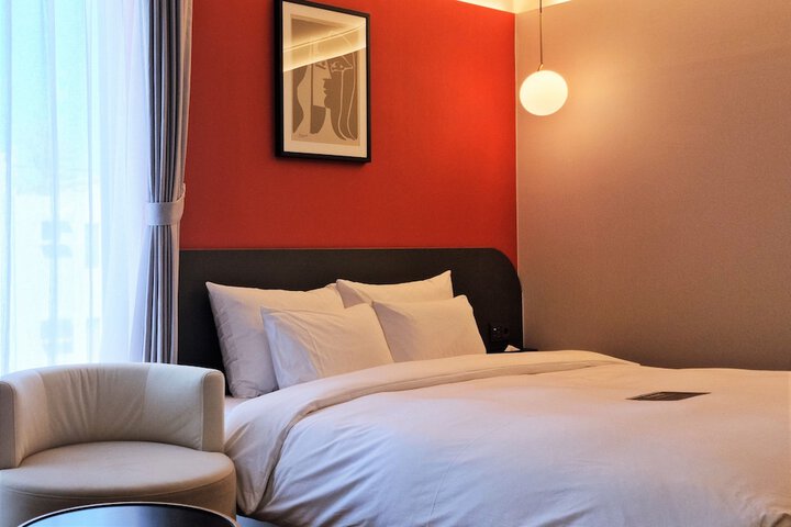 Room 12 of 219