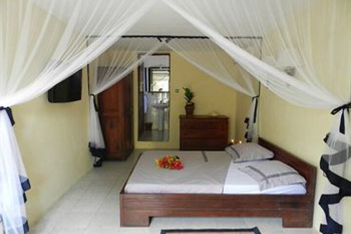 Room 20 of 38