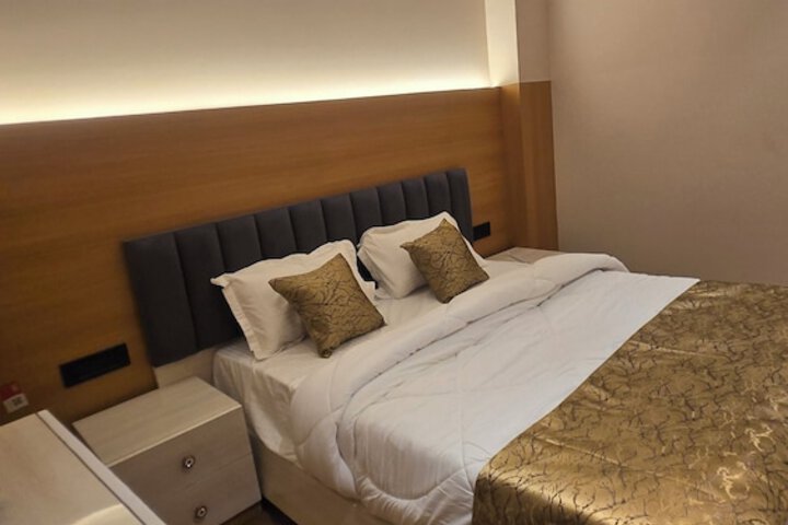 Room 17 of 21