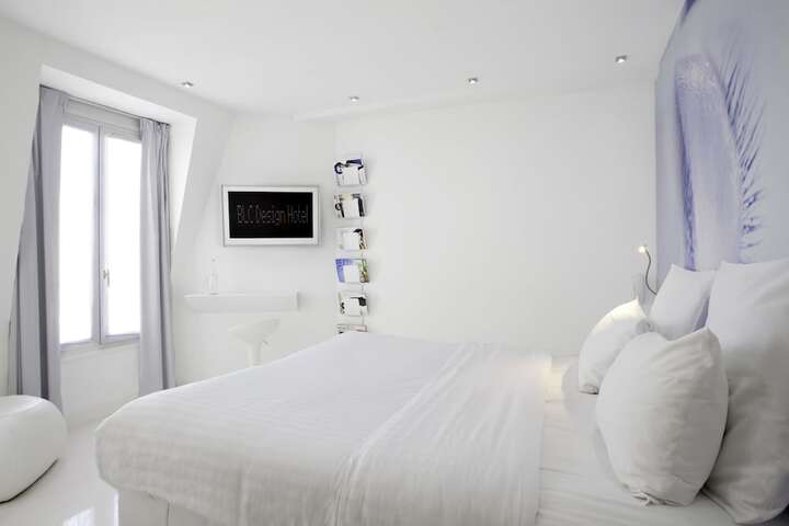 Room 5 of 50