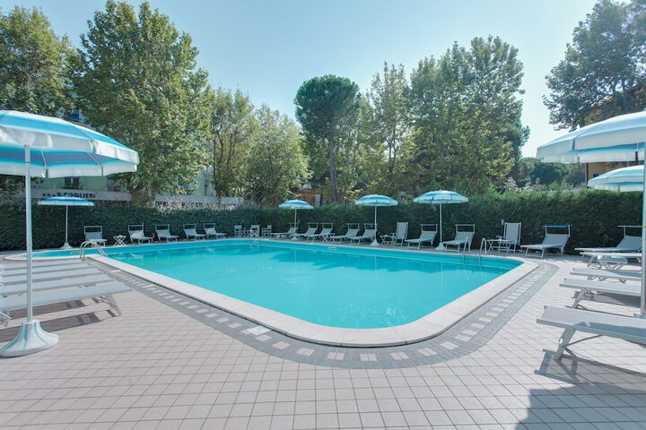 Pool Hotel