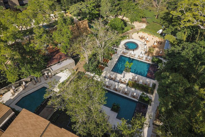 Pool 130 of 252