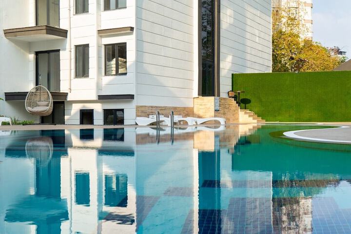 Pool 23 of 50