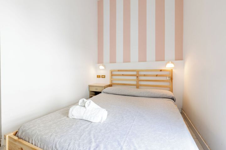 Room 45 of 119