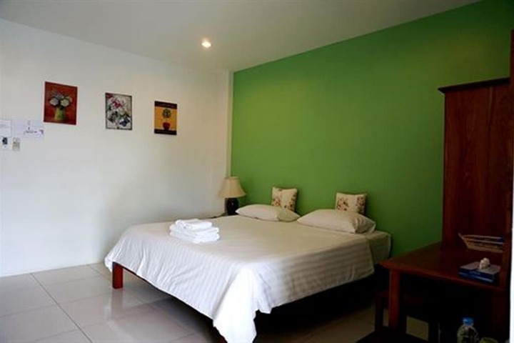 Room 14 of 38