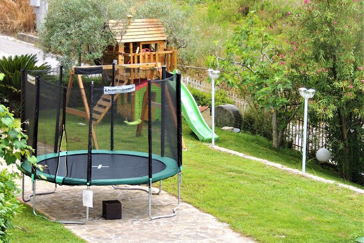 Children's play area - outdoor