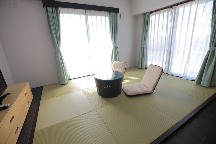 Room 12 of 44