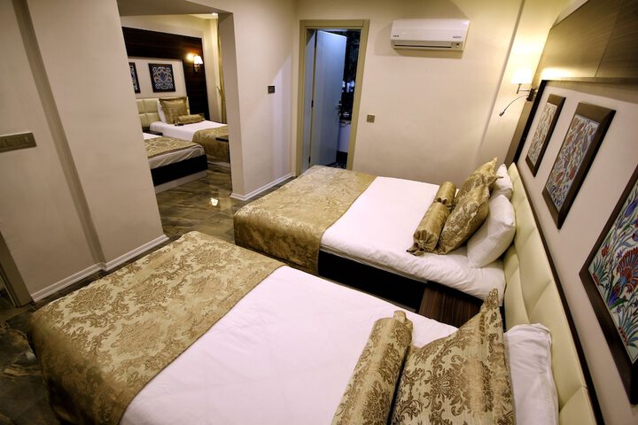 Room 7 of 50