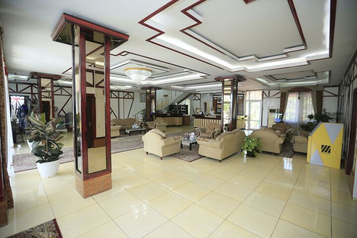 Hotel 2 of 92