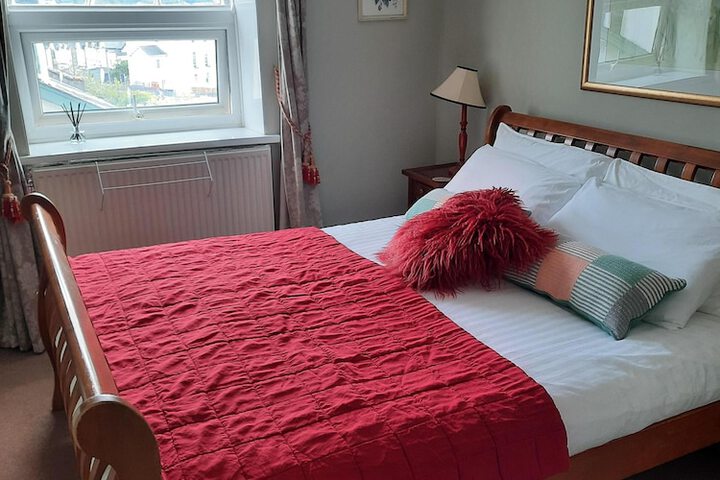 Room 6 of 39