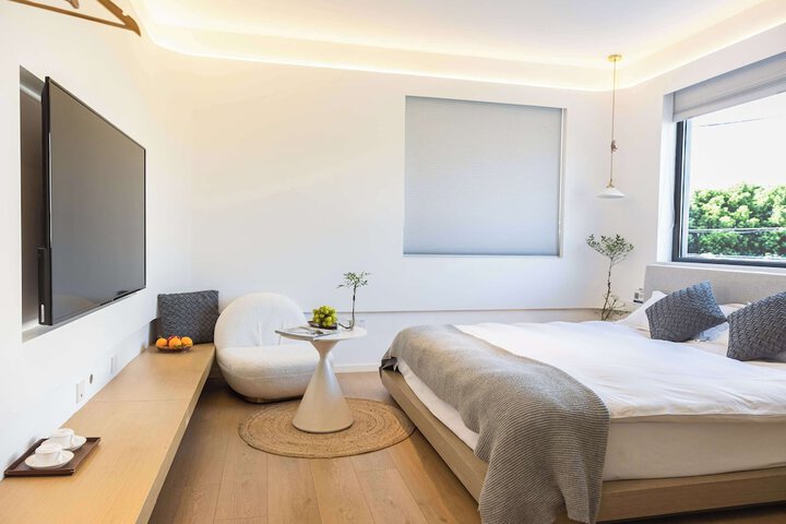 Room 26 of 125