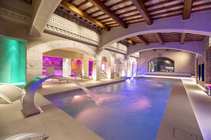 Pool 146 of 206
