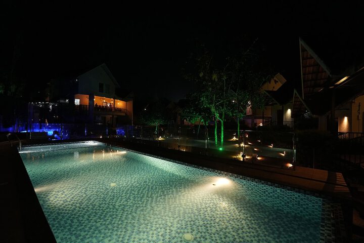 Pool 19 of 48